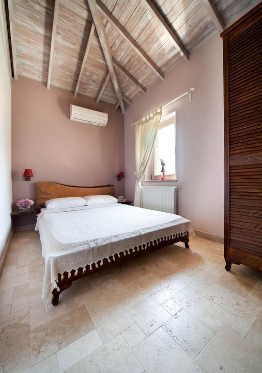 Mavikarga Bozcaada Bed and Breakfast Rum bild